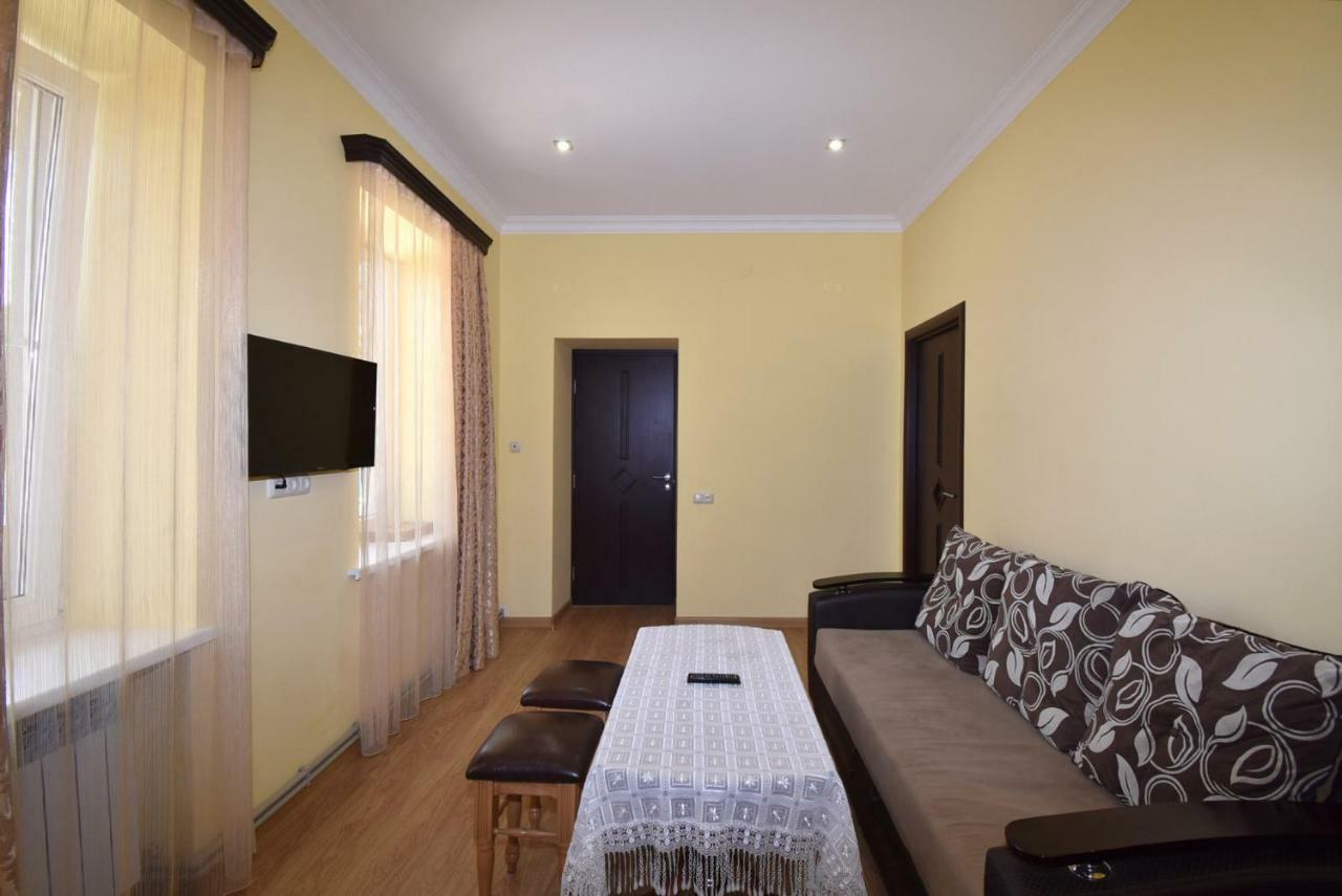 צ'אקאדזור Guest House Arsan מראה חיצוני תמונה