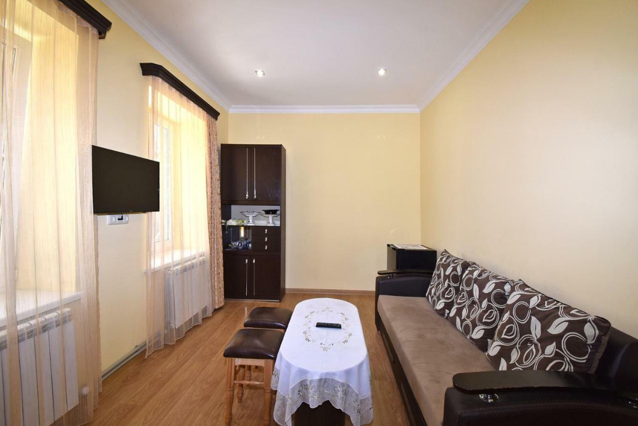 צ'אקאדזור Guest House Arsan מראה חיצוני תמונה